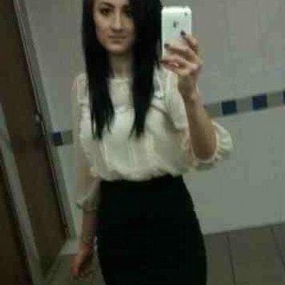 Profile Picture of Lola Perkins (@lolaraver2362) on Twitter