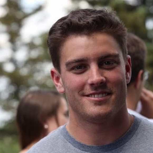 Profile Picture of Brendan Candon (@brendancandon) on Poshmark