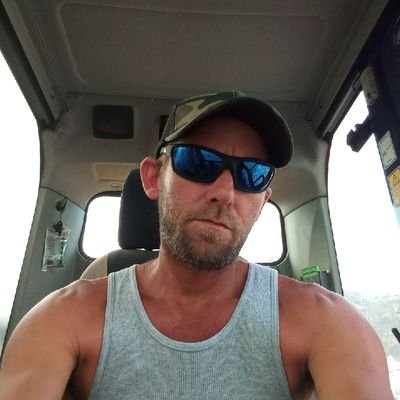 Profile Picture of Clint Morris (@ClintMo82872725) on Twitter