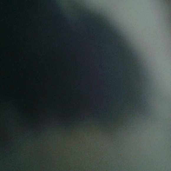 Profile Picture of Vanessa Morones (@nessaamm) on Poshmark