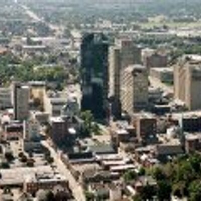 Profile Picture of Lisa Vaughn Rogers (@LisaJRogers1) on Twitter