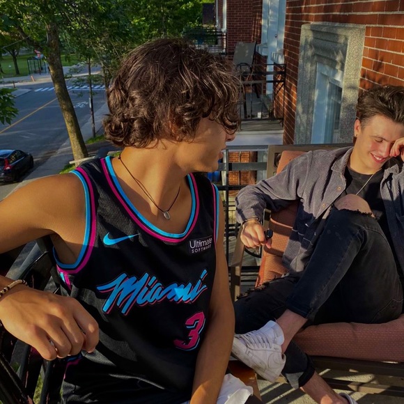 Profile Picture of Edouard Harvey (@edouardharvey) on Poshmark