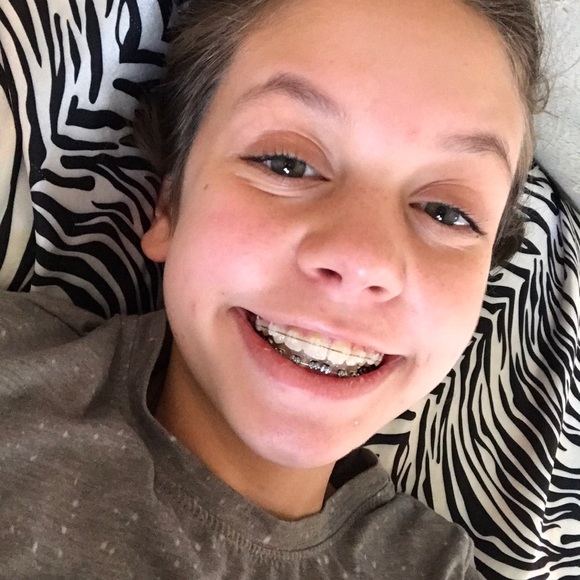 Profile Picture of Kenna Keeley (@k_keeley) on Poshmark