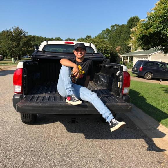 David Parra - Poshmark Profile Picture of David Parra (@parraaa) on Poshmark