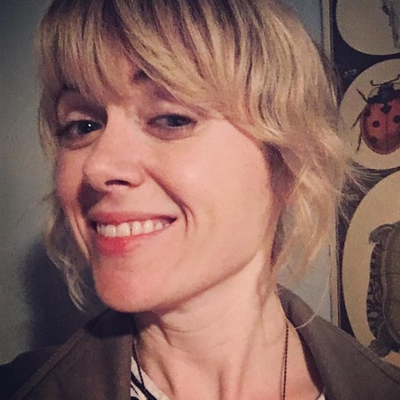 Profile Picture of Melanie Machann (@annieup77) on Poshmark