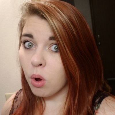 Profile Picture of Laura Riggs (@Whatsername1640) on Twitter