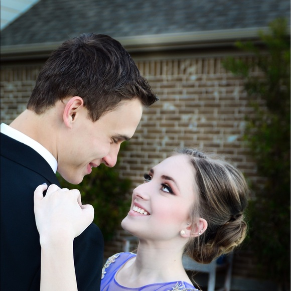 Profile Picture of Kristin Hickman (@kh161953) on Poshmark