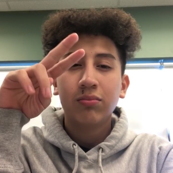 Profile Picture of Jhon Cadima (@jhoncad) on Poshmark