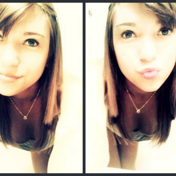 Daniela Quesada-franco - Poshmark Profile Picture of Daniela Quesada-franco (@daniela001) on Poshmark