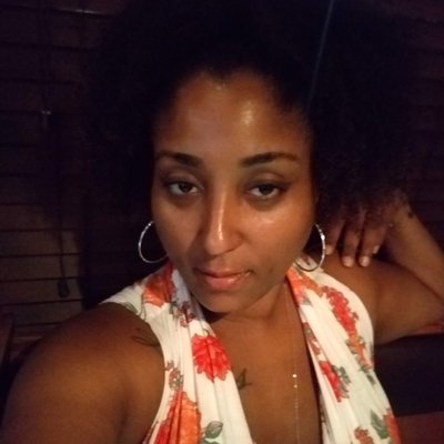 Profile Picture of Earnesta Davenport (@TheLadyLeo1976) on Twitter