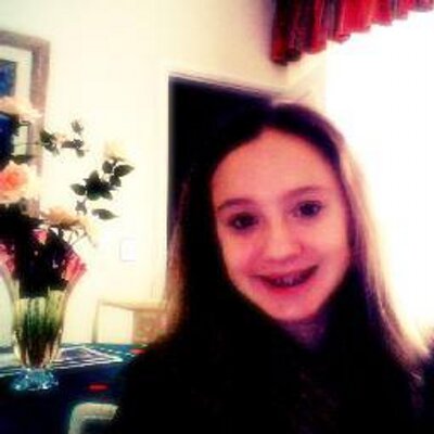 Profile Picture of Alice Pires :D (@meigaeaabusada) on Twitter