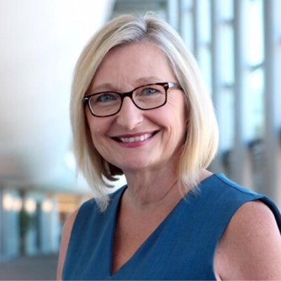 Profile Picture of Betty Moon (@DrBettyMoon) on Twitter