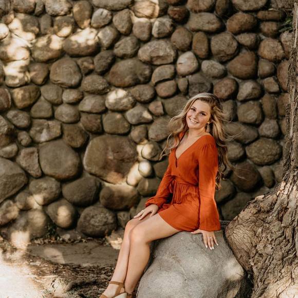 Profile Picture of Katrina Kidder (@katrinakidder12) on Poshmark
