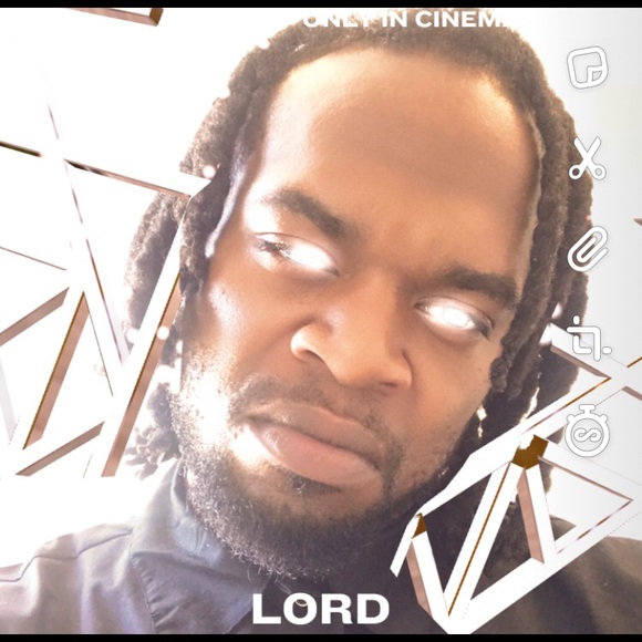Profile Picture of Farron Smith (@farron7) on Poshmark
