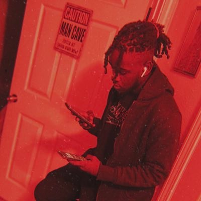 Profile Picture of Kaelin Hunter Smith (@kyrie_hunter) on Twitter