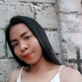 Profile Picture of Justine Gamosa (@kristine.preconcillo) on Facebook