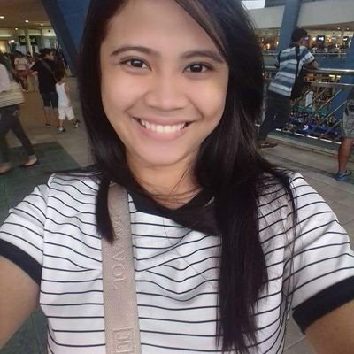 Profile Picture of April Joyce (@dealwithJAYE) on Twitter