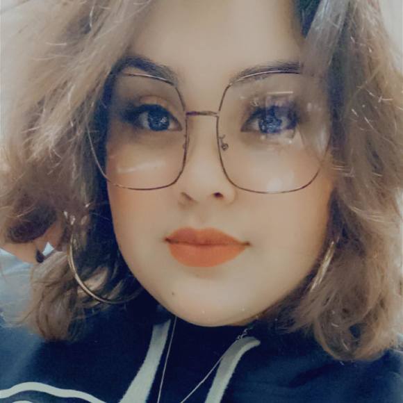 Profile Picture of Nidia Castillo de rey (@sonri_2010) on Poshmark