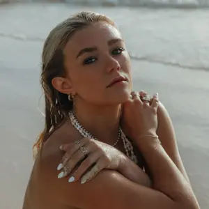 Profile Picture of katie sigmond (@katiexsigmond) on Tiktok