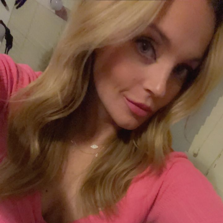 Profile Picture of Amanda Androwski (@@amandaandrowski) on Tiktok