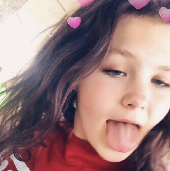 Profile Picture of Abigail Romanski (@theducky) on Poshmark