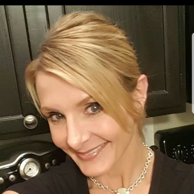 Profile Picture of Michelle Stocks (@Michell32127357) on Twitter