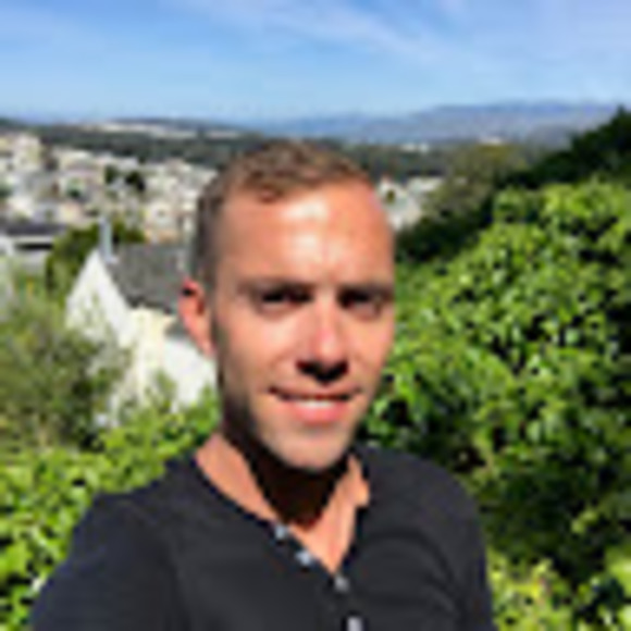 Profile Picture of Andrew Holliday (@aholliday55) on Poshmark