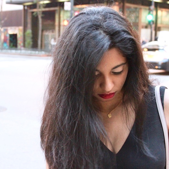 Profile Picture of Divya Patel (@divsstyle) on Poshmark