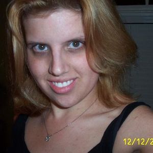 Profile Picture of Elizabeth Roberts (@georgiachick) on Myspace