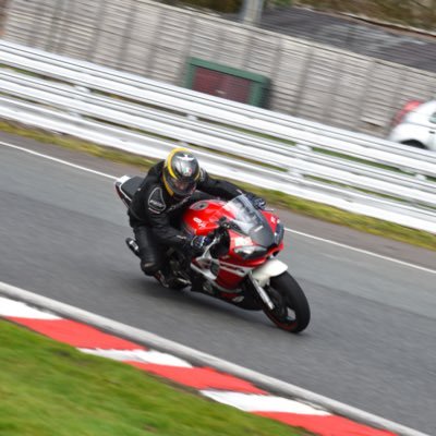 Profile Picture of Robert Whitby (@BobbyStokes29) on Twitter