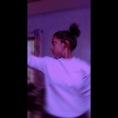 Profile Picture of Nandini Krishna (@aimlesslove_5) on Twitter