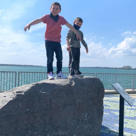 Profile Picture of Alicia Bellaus (@ty_ej) on Poshmark