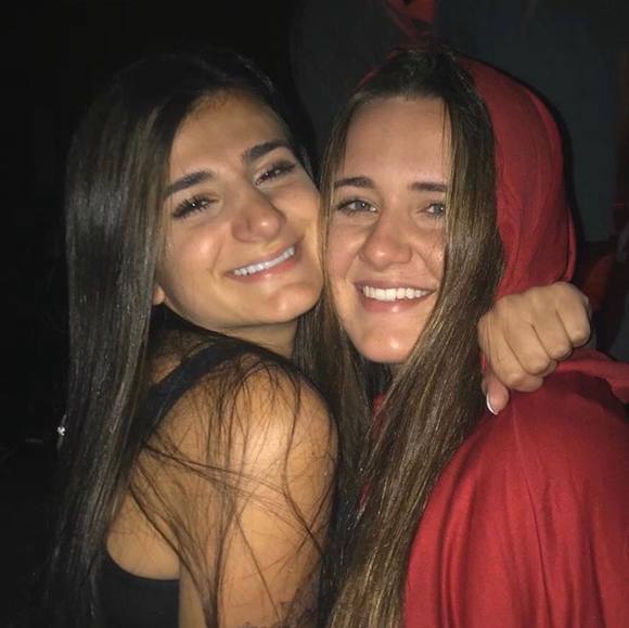 Profile Picture of Julianne Vavolizza (@jvavolizza) on Poshmark