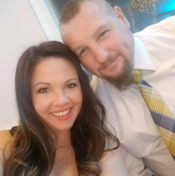 Profile Picture of Laurie Russell (@littlel1201) on Poshmark