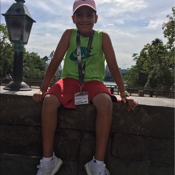 Profile Picture of Gabriel Torrez (@gabrieltorrez) on Poshmark