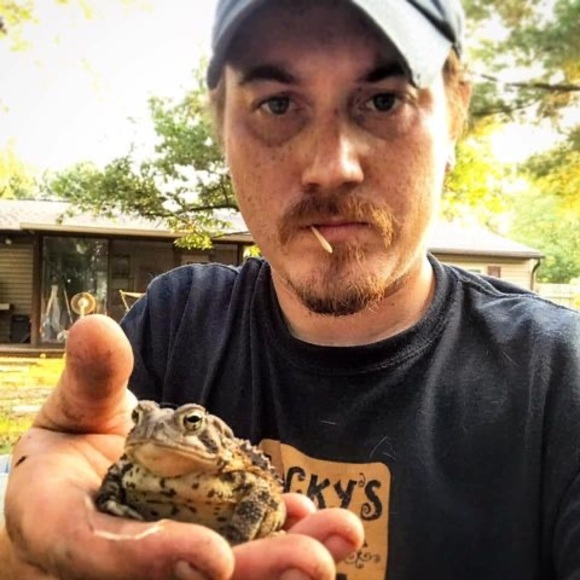 Profile Picture of Matthew Kubit (@mkubit85) on Poshmark