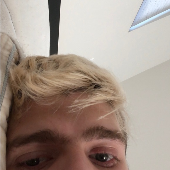 Profile Picture of Jake Presogna (@jake_presogna) on Poshmark