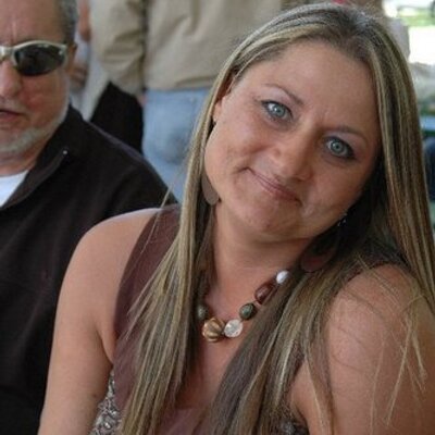 Profile Picture of Lisa Honeycutt (@lrhlmwm4ever) on Twitter