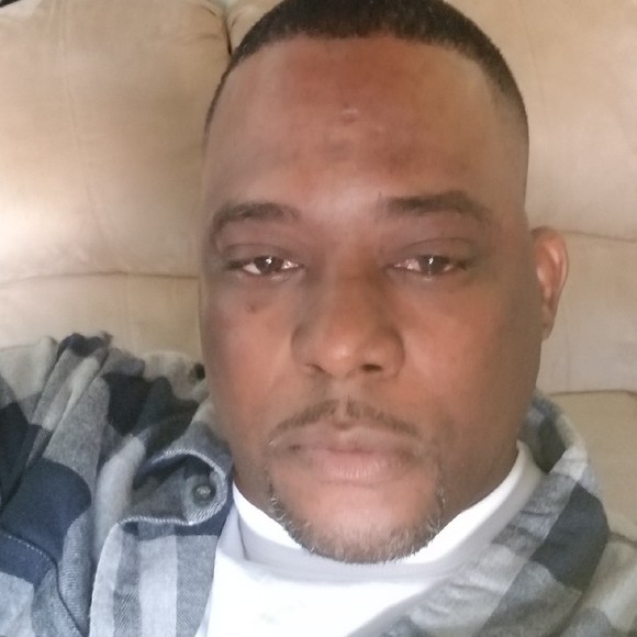 Profile Picture of Allen Grant (@bigloco973) on Poshmark