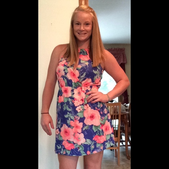 Profile Picture of Megan Roller (@mdroller) on Poshmark