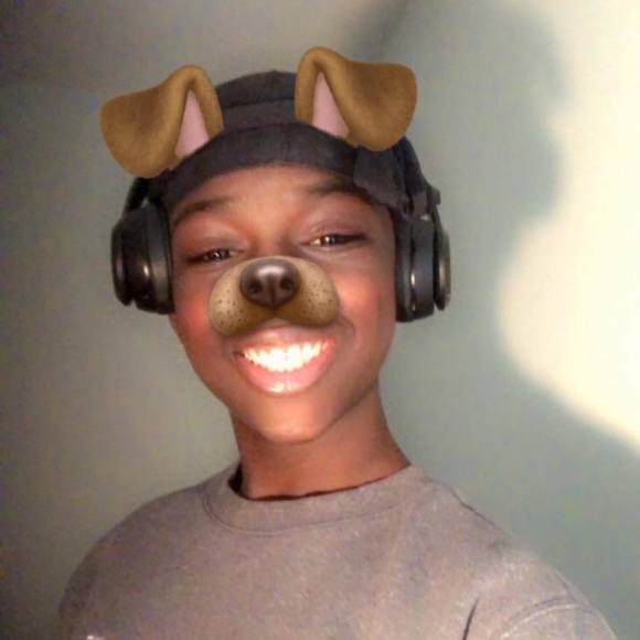 Profile Picture of Bobby Holt (@raygun55555) on Poshmark