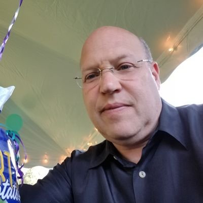 Profile Picture of Michael Shamberg (@potatomike) on Twitter