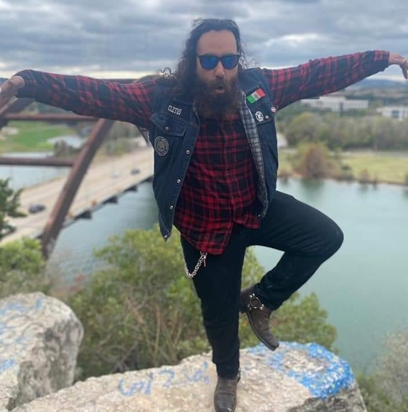 Profile Picture of Rene Cuellar (@renecuellar) on Poshmark