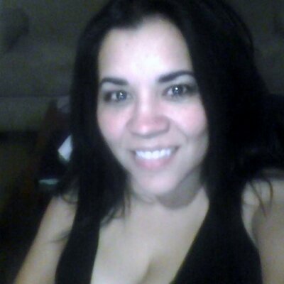 Profile Picture of Iris Garza (@salsainmykitchn) on Twitter