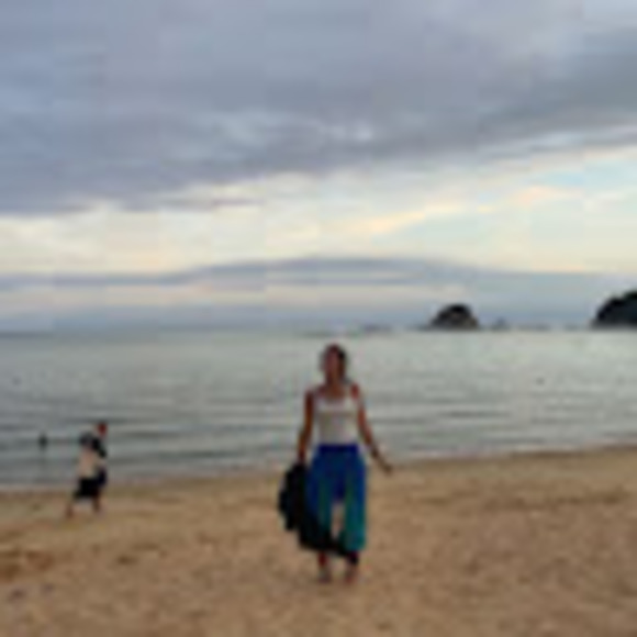 Profile Picture of Manuella Pedrosa (@manuellapedrosa) on Poshmark