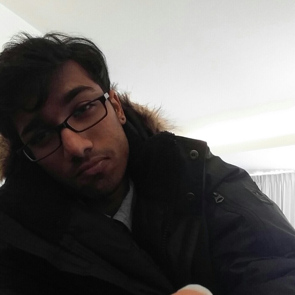 Profile Picture of Sampath Gouru (@backspace_101) on Poshmark