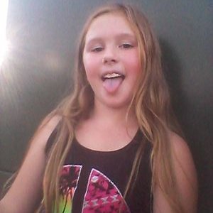 Profile Picture of Ashlee Pearson (@ashleep0922) on Twitter