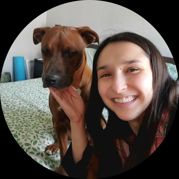 Profile Picture of Lea Casper (@leacasper97) on Poshmark