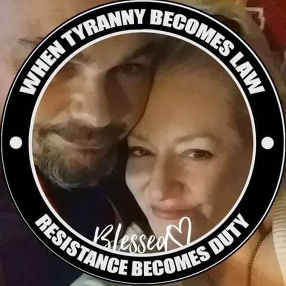 Profile Picture of Mandy Foster (@foster7428) on Poshmark