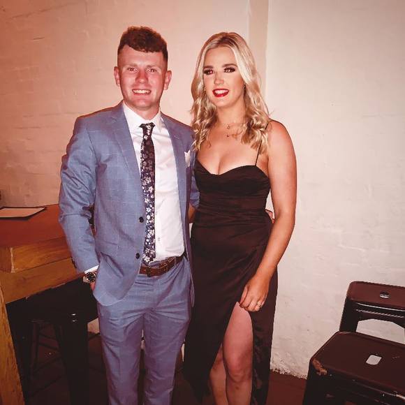 Lauren Hanlon - Poshmark Profile Picture of Lauren Hanlon (@laurenhanlon737) on Poshmark